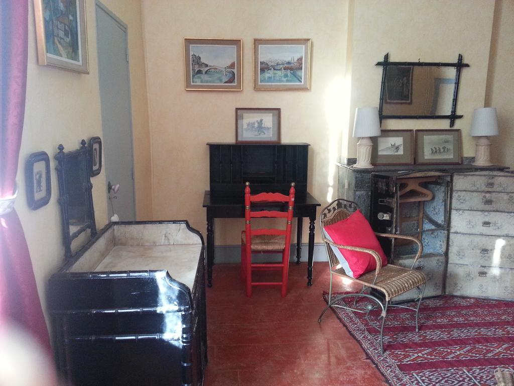 La Maison De L'Oenologue Poucharramet Szoba fotó